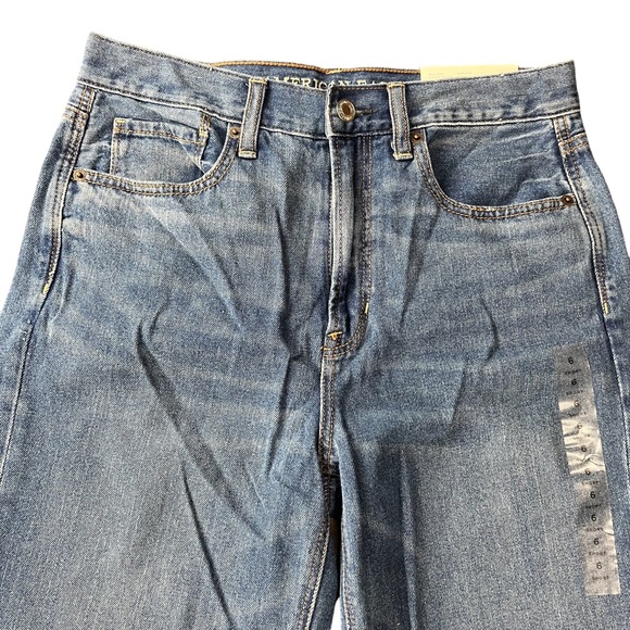 NWT American Eagle women's Mom Jean  medium wash Size 6S High Rise - Picture 3 of 12